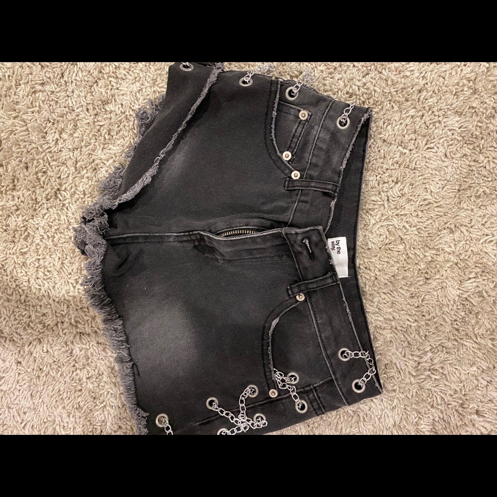 By the way chain shorts